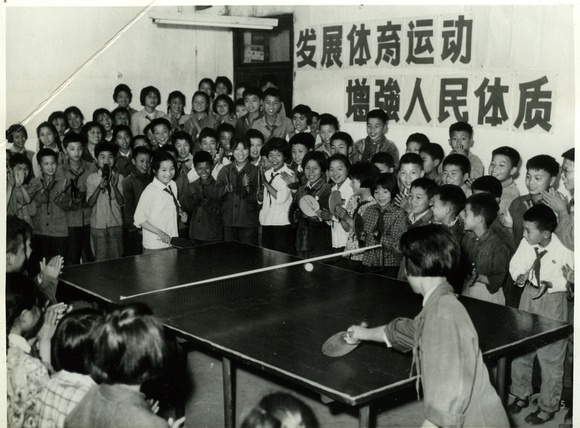 Table tennis at the Guanglinglu Elementary School in Shanghai