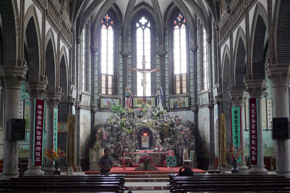 Daming Catholic church, interior view I