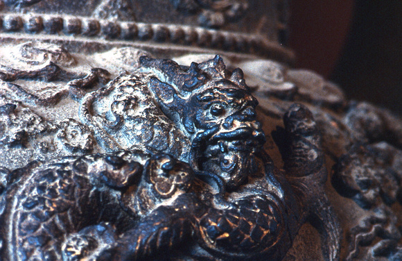 Detail of the tripod