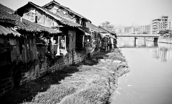 Housing along the Jinjiang River I