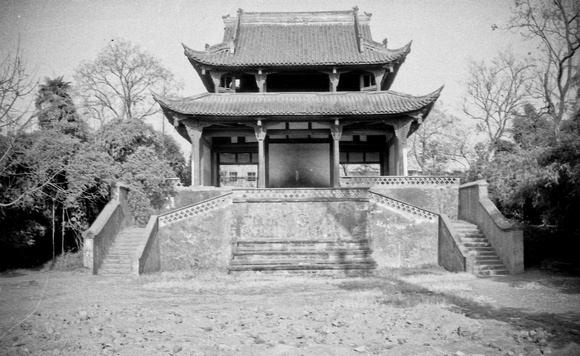 Rear pavillon of the Qingyang Temple