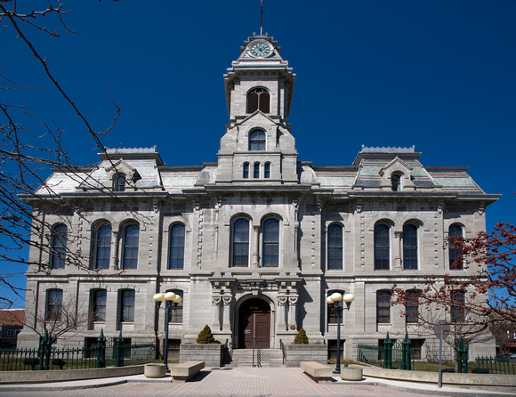 Town Hall in Oswego, NY (of Onondaga limestone)