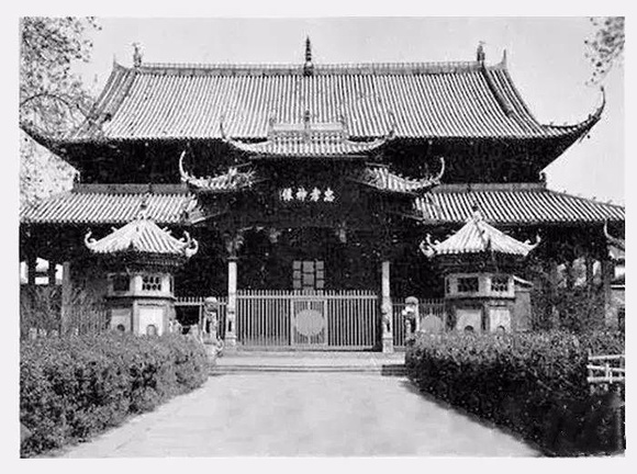 Nanchang Wanshougong 南昌万寿宫 in Jiangxi province (1930s ?)