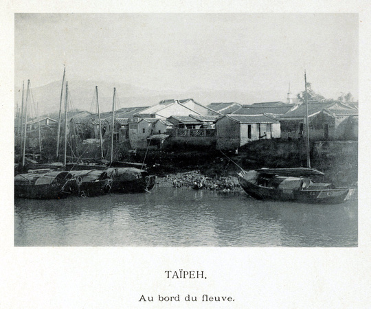 Taipei - At the river bank
